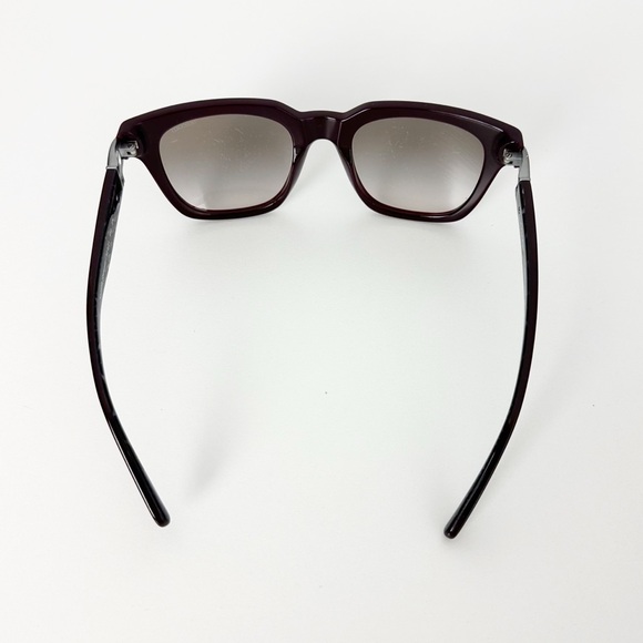 Coach HC 8240 Signature Sunglasses - Picture 5 of 8